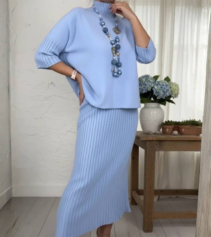 Debora | Dzianinowy komplet z prążkowaną spódnicą