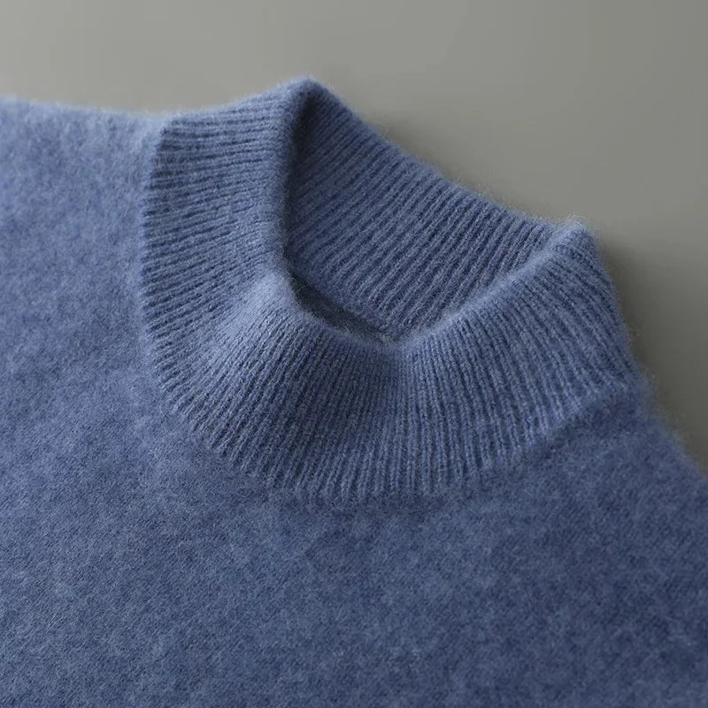 Ciepły wełniany sweter z półwysokim kołnierzem